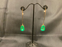 Load image into Gallery viewer, Gold &amp; Green Gem Drop Earrings
