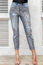 Load image into Gallery viewer, Kylie Sequence Jeans
