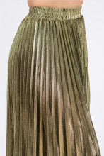 Load image into Gallery viewer, Goldanna Pleated Skirt
