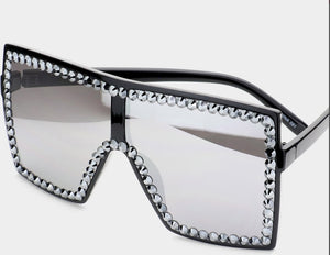 Chrystal Embellished Wide Framed Glasses